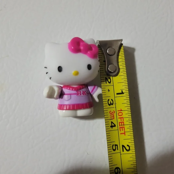 Hello Kitty Mini Figures - Picture 4 of 4